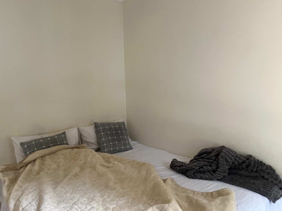 To Let 2 Bedroom Property for Rent in Jackal Creek Golf Estate Gauteng