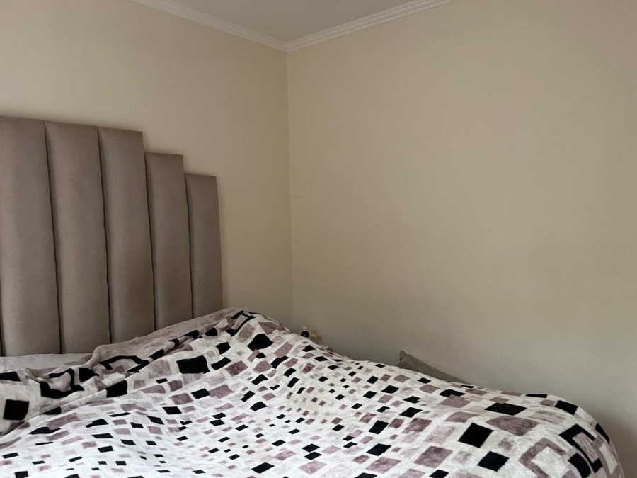 To Let 2 Bedroom Property for Rent in Jackal Creek Golf Estate Gauteng