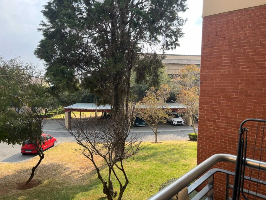 To Let 2 Bedroom Property for Rent in Jackal Creek Golf Estate Gauteng