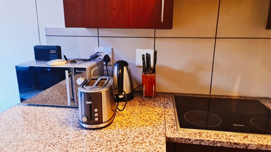 To Let 1 Bedroom Property for Rent in Jackal Creek Golf Estate Gauteng