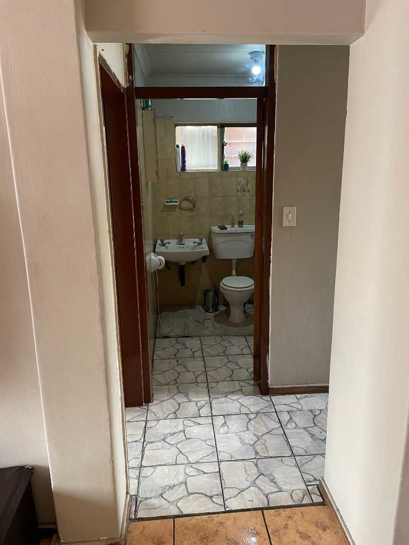 2 Bedroom Property for Sale in Silverton Gauteng