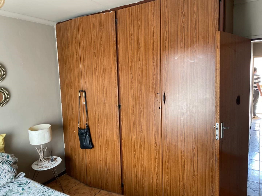 2 Bedroom Property for Sale in Silverton Gauteng