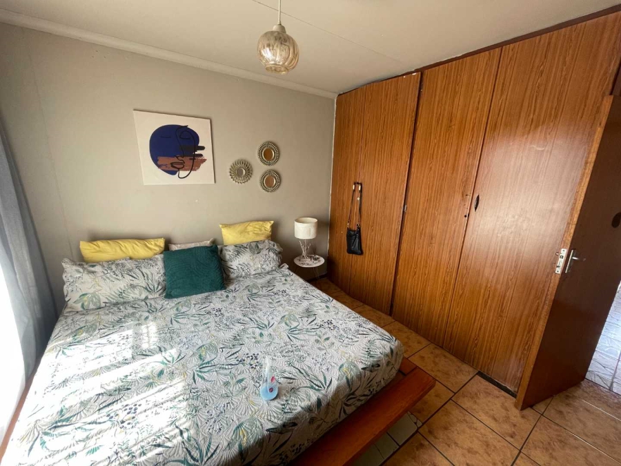 2 Bedroom Property for Sale in Silverton Gauteng
