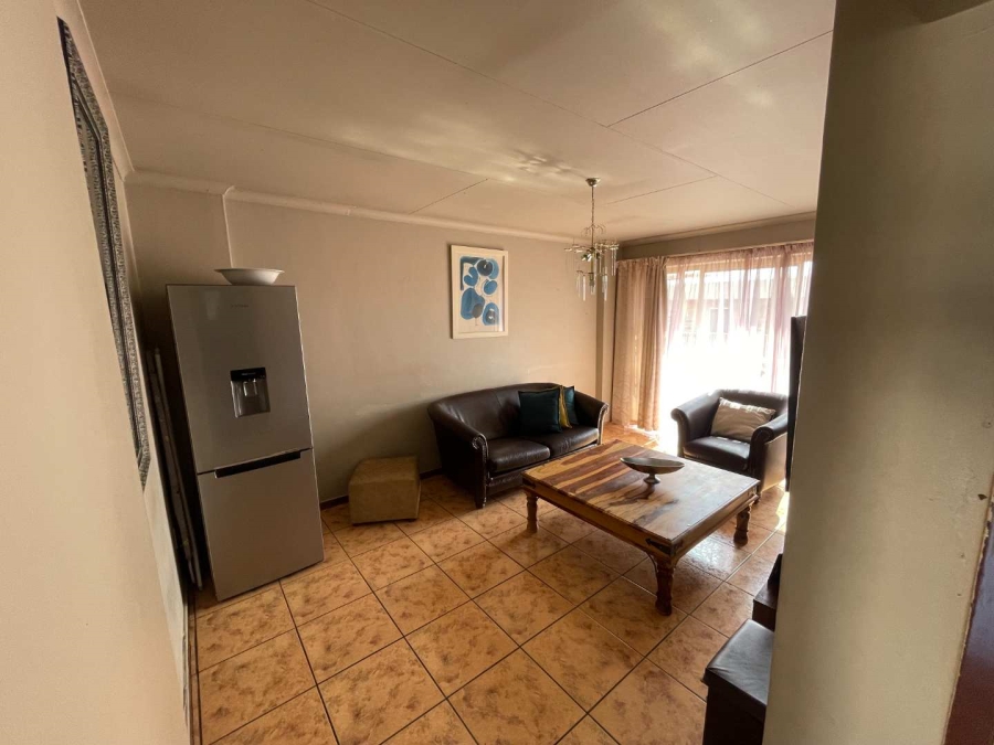2 Bedroom Property for Sale in Silverton Gauteng
