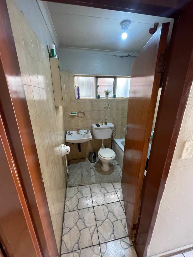 2 Bedroom Property for Sale in Silverton Gauteng