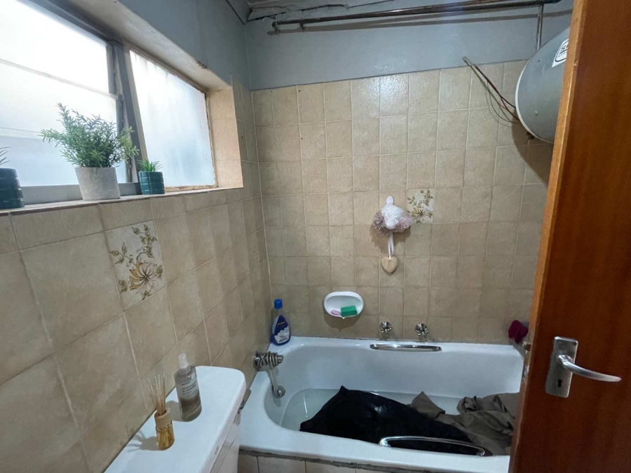 2 Bedroom Property for Sale in Silverton Gauteng