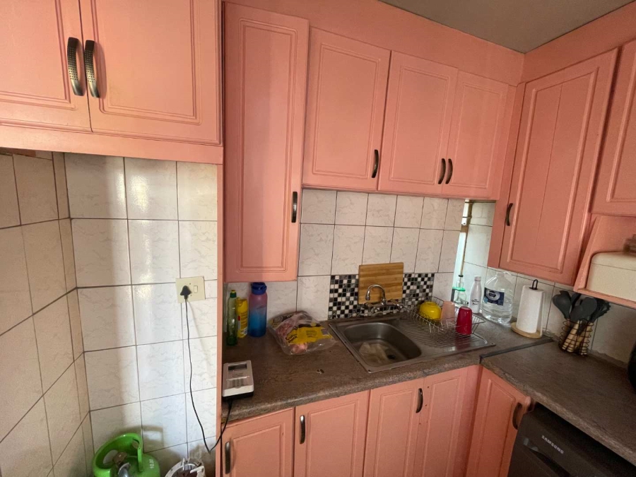 2 Bedroom Property for Sale in Silverton Gauteng