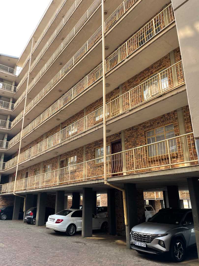 2 Bedroom Property for Sale in Silverton Gauteng