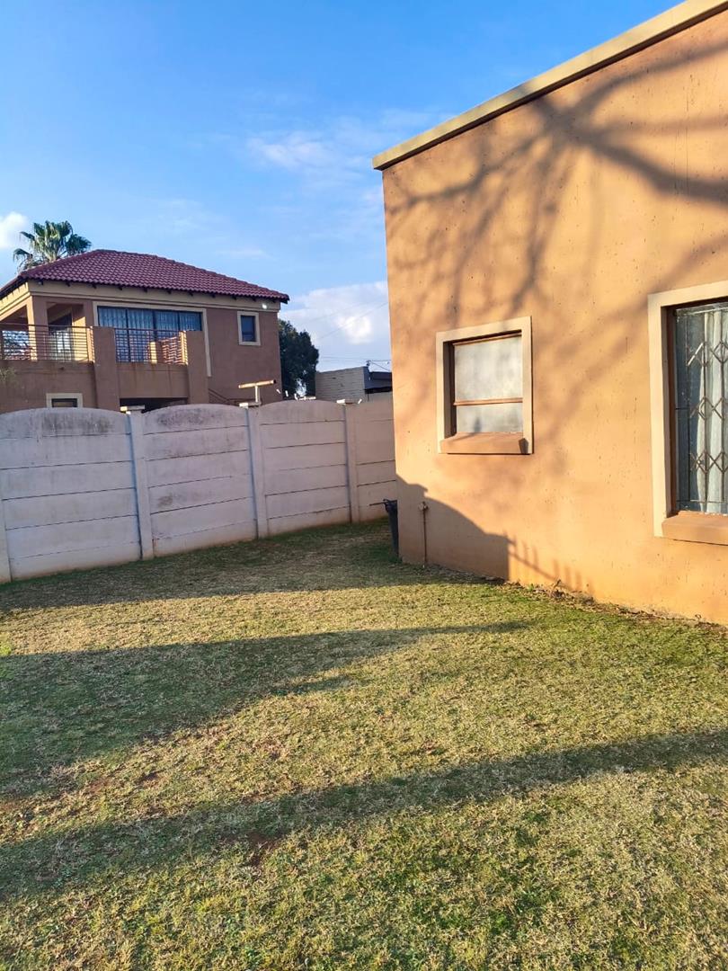 To Let 2 Bedroom Property for Rent in Kilner Park Gauteng