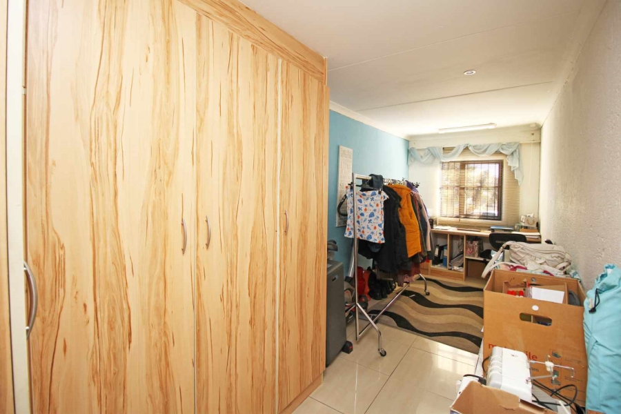 2 Bedroom Property for Sale in Westonaria Gauteng