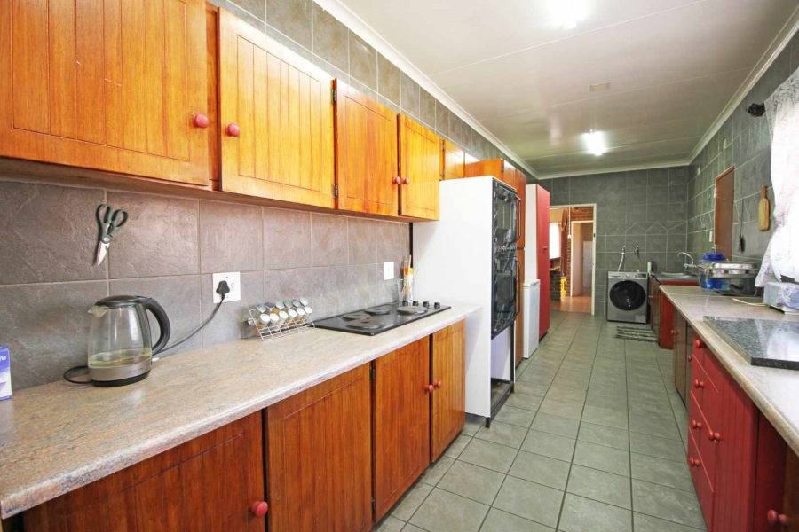 4 Bedroom Property for Sale in Greenhills Gauteng