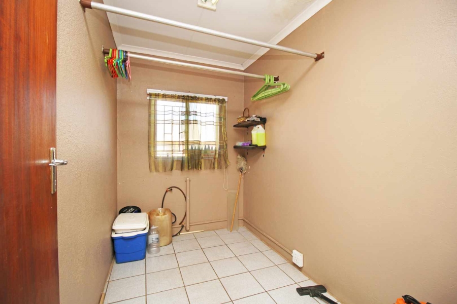 4 Bedroom Property for Sale in Greenhills Gauteng