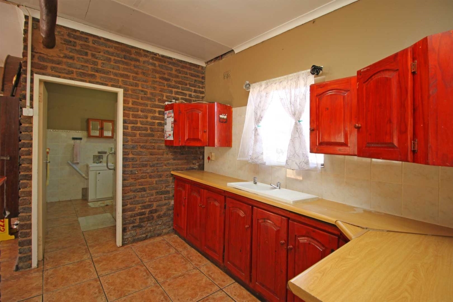 4 Bedroom Property for Sale in Greenhills Gauteng