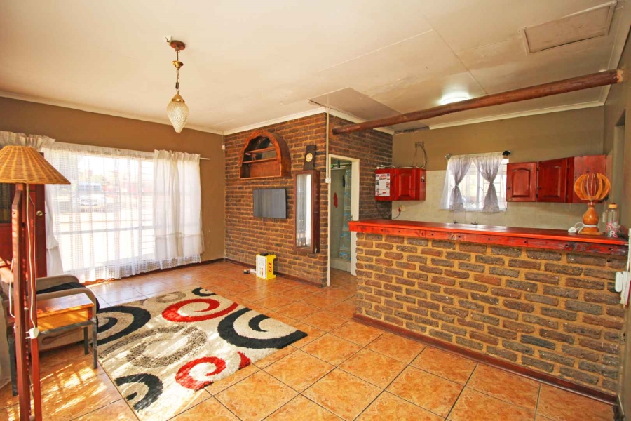 4 Bedroom Property for Sale in Greenhills Gauteng