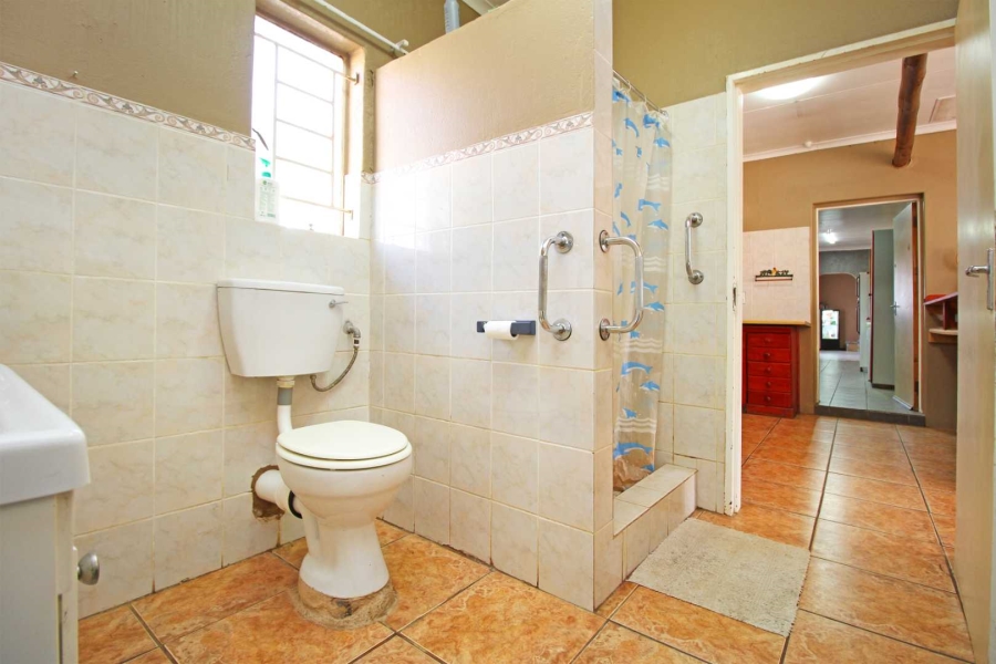 4 Bedroom Property for Sale in Greenhills Gauteng