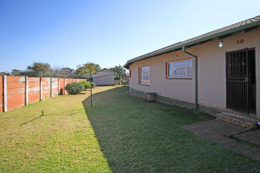 4 Bedroom Property for Sale in Greenhills Gauteng