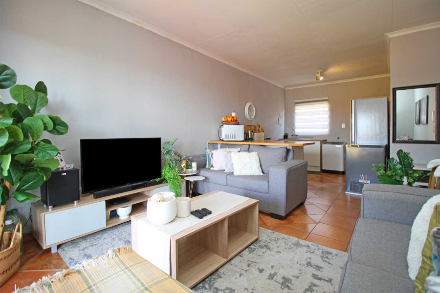 2 Bedroom Property for Sale in Greenhills Gauteng