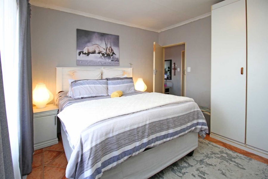 2 Bedroom Property for Sale in Greenhills Gauteng
