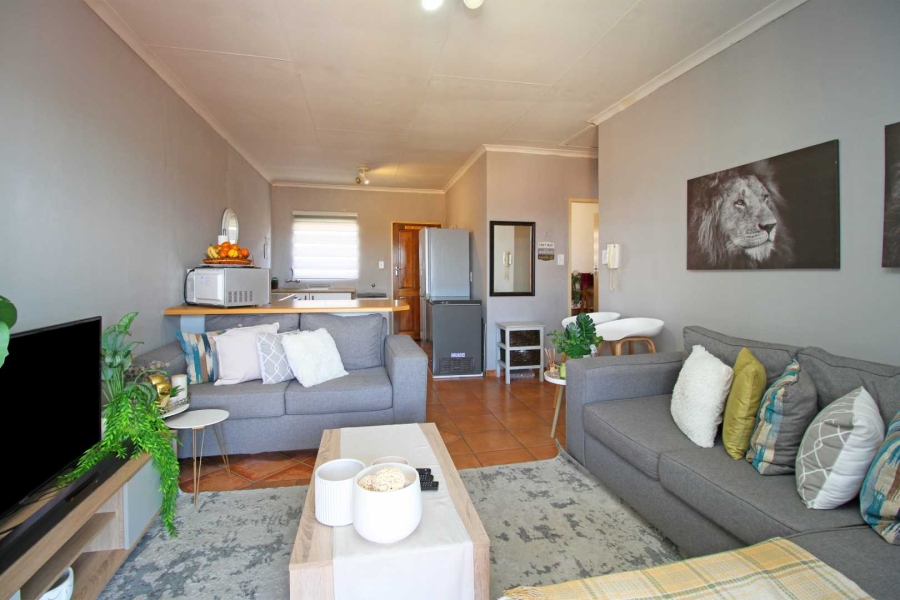 2 Bedroom Property for Sale in Greenhills Gauteng