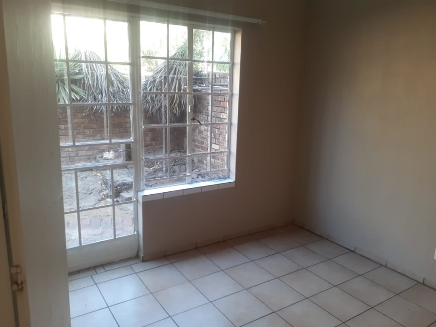 2 Bedroom Property for Sale in Gezina Gauteng