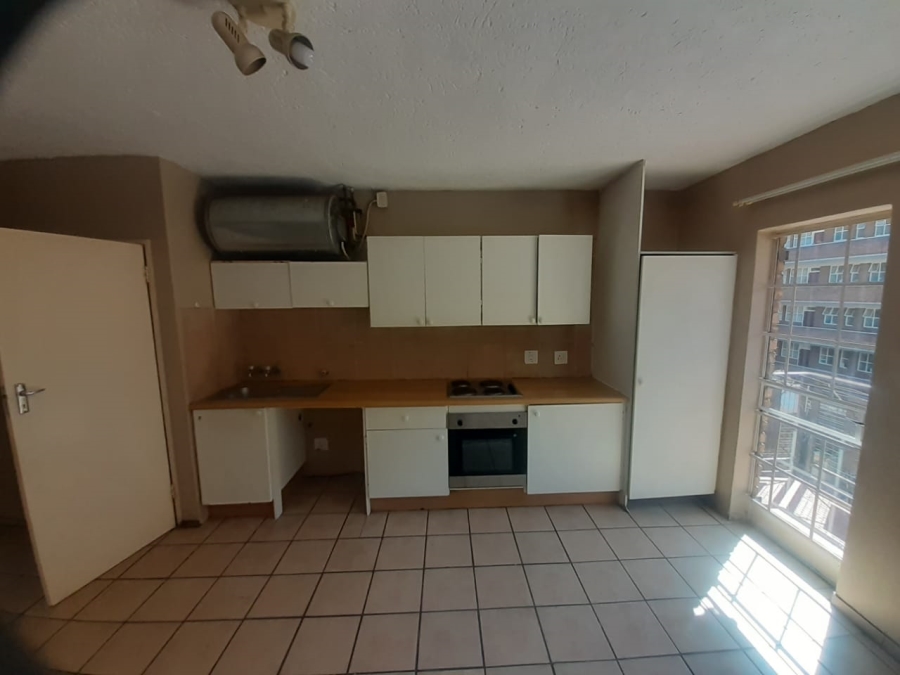 2 Bedroom Property for Sale in Gezina Gauteng