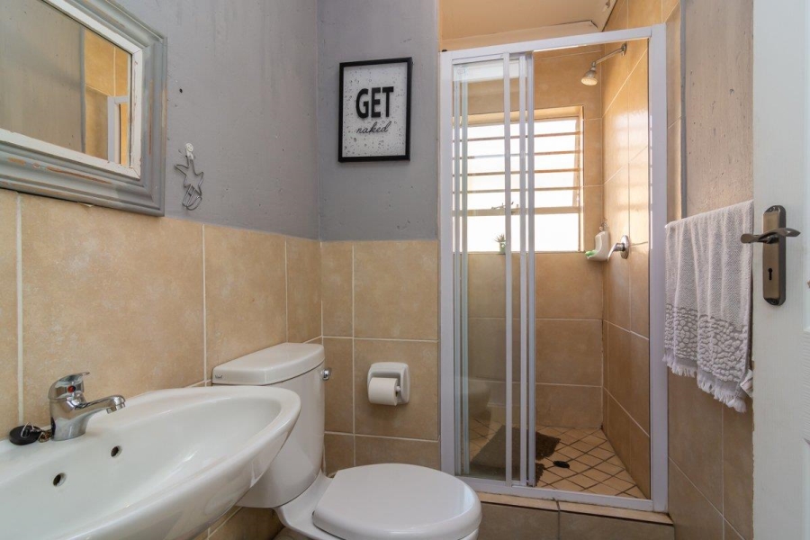 3 Bedroom Property for Sale in Wilgeheuwel Gauteng