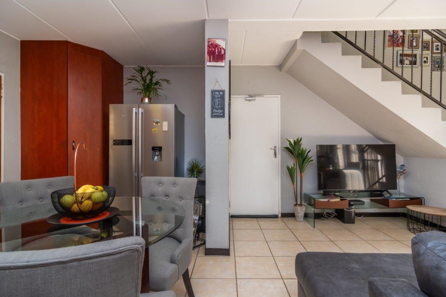 3 Bedroom Property for Sale in Wilgeheuwel Gauteng