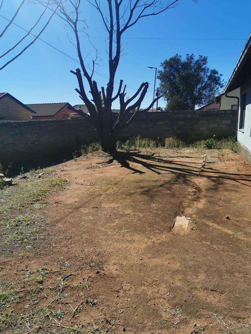 3 Bedroom Property for Sale in Dobsonville Gauteng