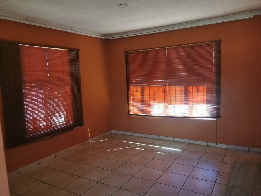 3 Bedroom Property for Sale in Dobsonville Gauteng