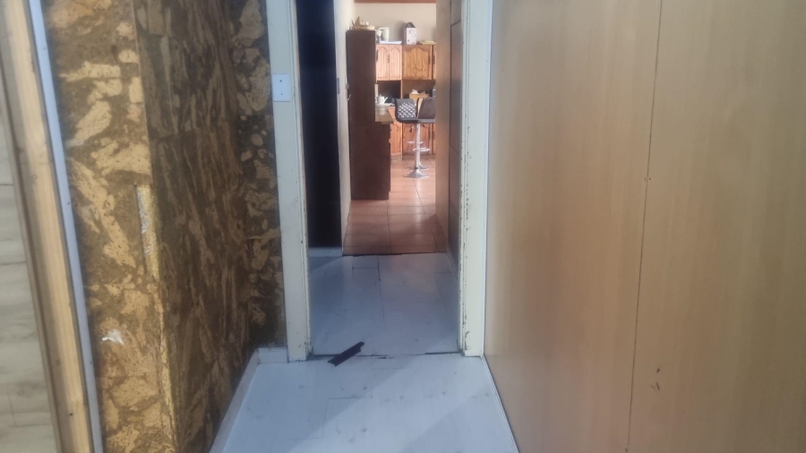 9 Bedroom Property for Sale in Forest Hill Gauteng