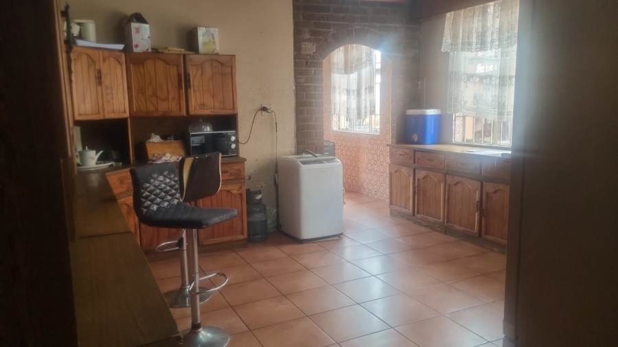 9 Bedroom Property for Sale in Forest Hill Gauteng