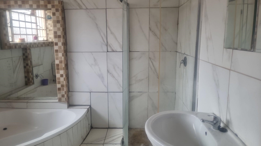 9 Bedroom Property for Sale in Forest Hill Gauteng