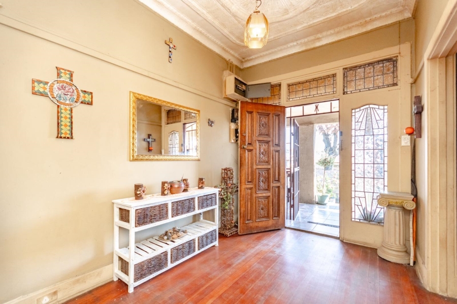 5 Bedroom Property for Sale in Rosettenville Ext 1 Gauteng