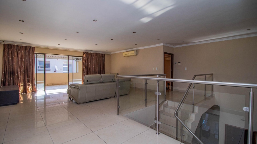 4 Bedroom Property for Sale in La Como Lifestyle Estate Gauteng