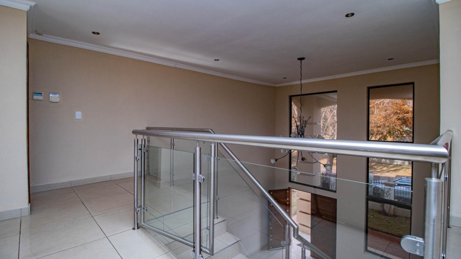 4 Bedroom Property for Sale in La Como Lifestyle Estate Gauteng