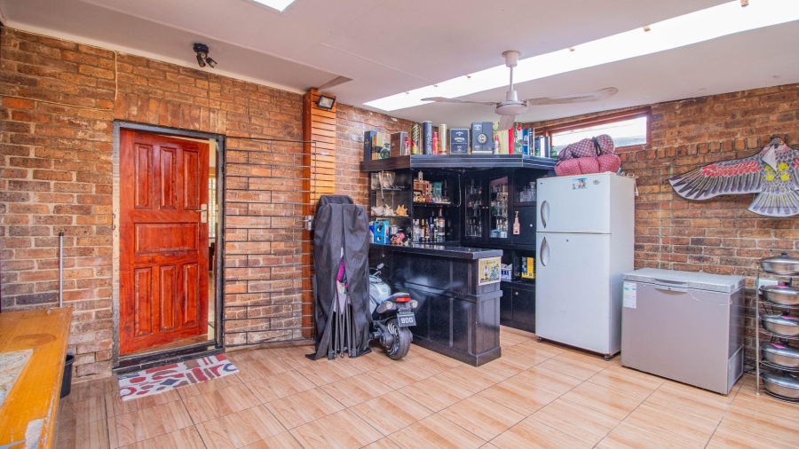 2 Bedroom Property for Sale in Benoni Central Gauteng