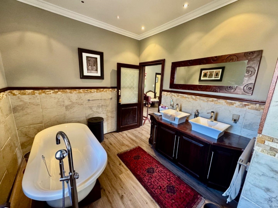 4 Bedroom Property for Sale in Morehill Gauteng