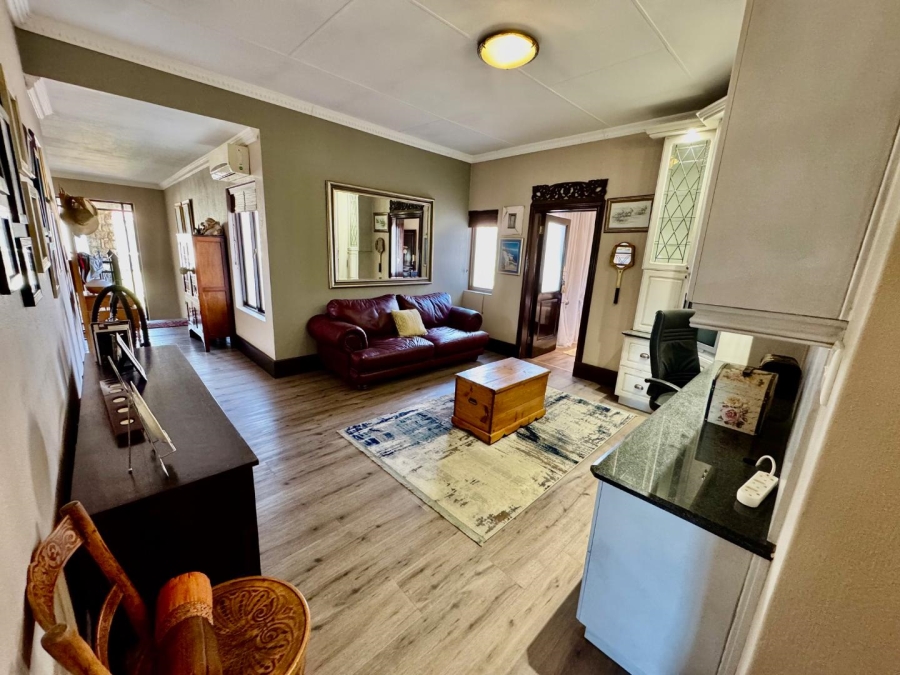 4 Bedroom Property for Sale in Morehill Gauteng