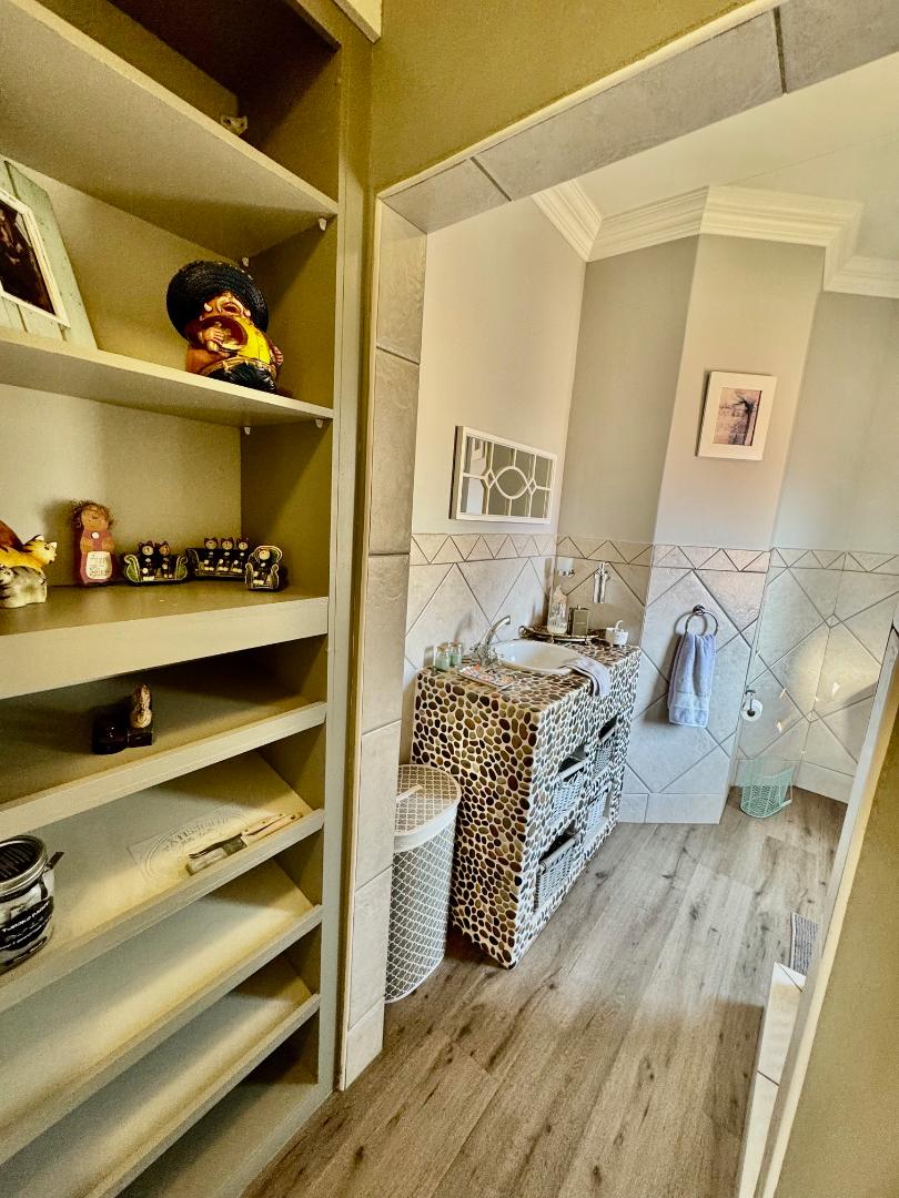 4 Bedroom Property for Sale in Morehill Gauteng