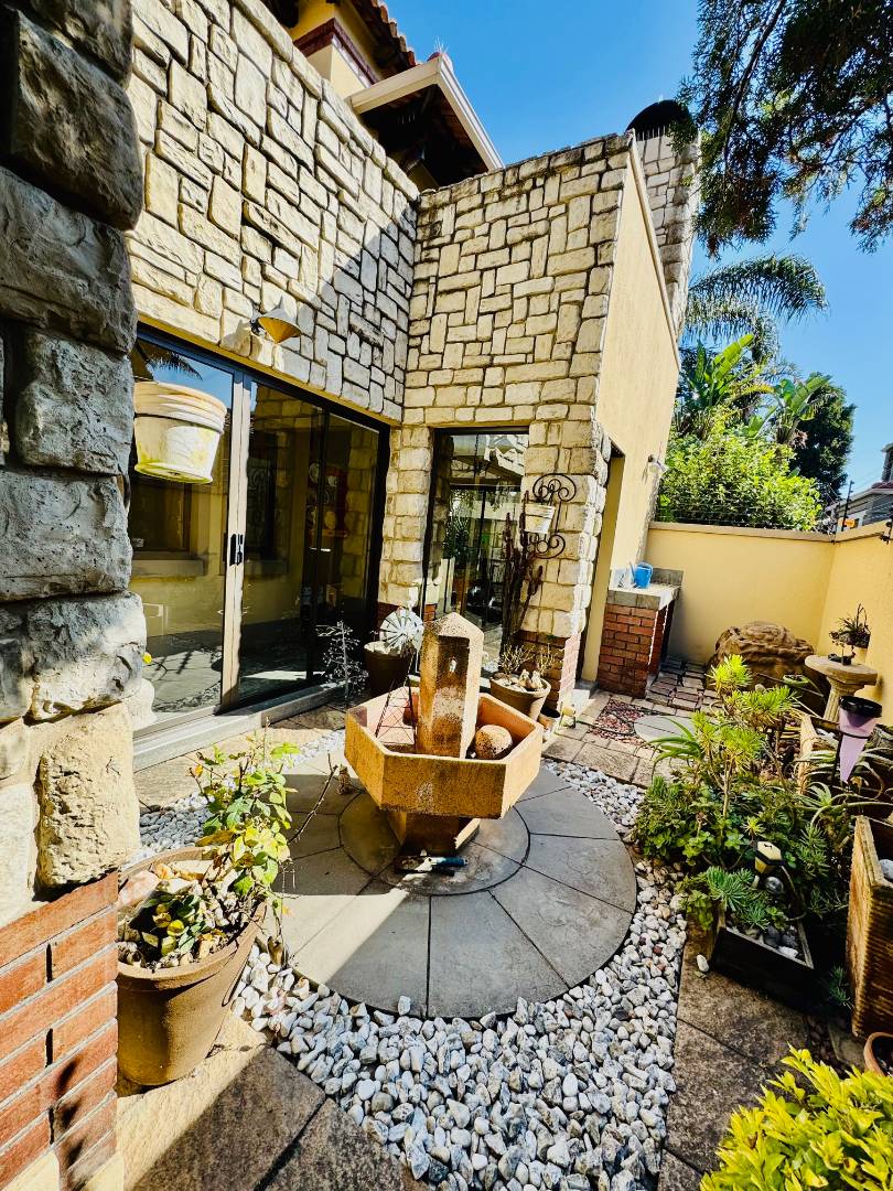 4 Bedroom Property for Sale in Morehill Gauteng