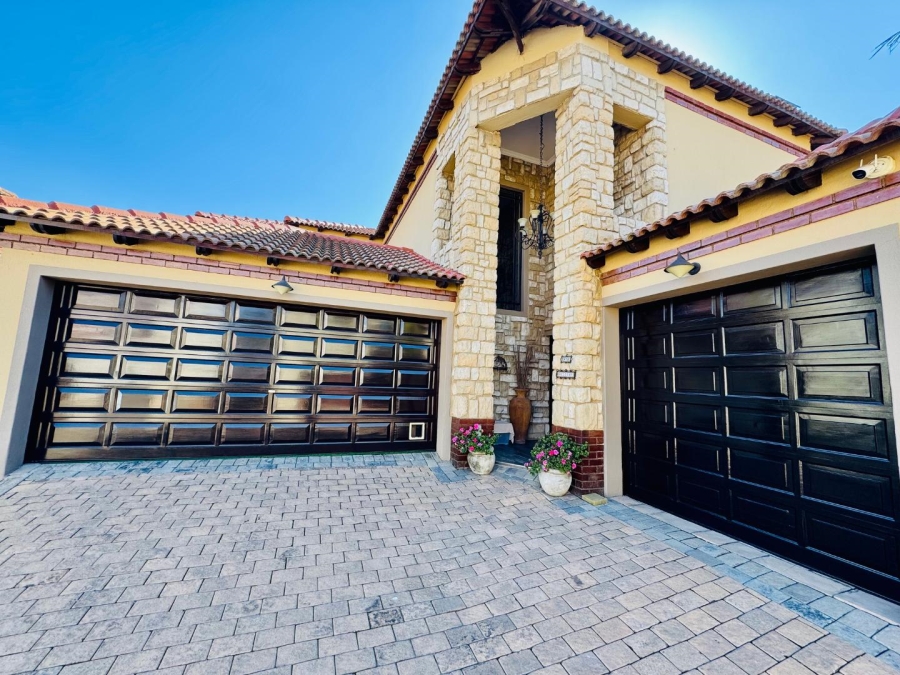 4 Bedroom Property for Sale in Morehill Gauteng