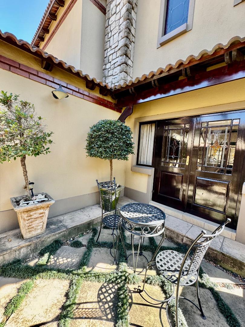 4 Bedroom Property for Sale in Morehill Gauteng