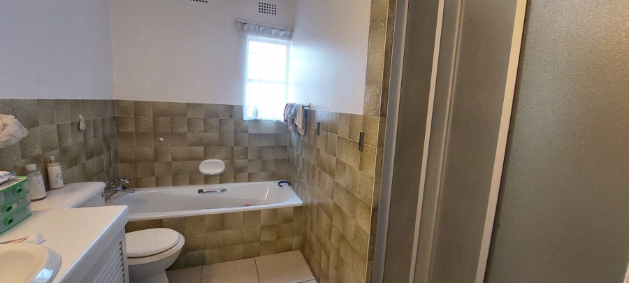 2 Bedroom Property for Sale in Simmerfield Gauteng