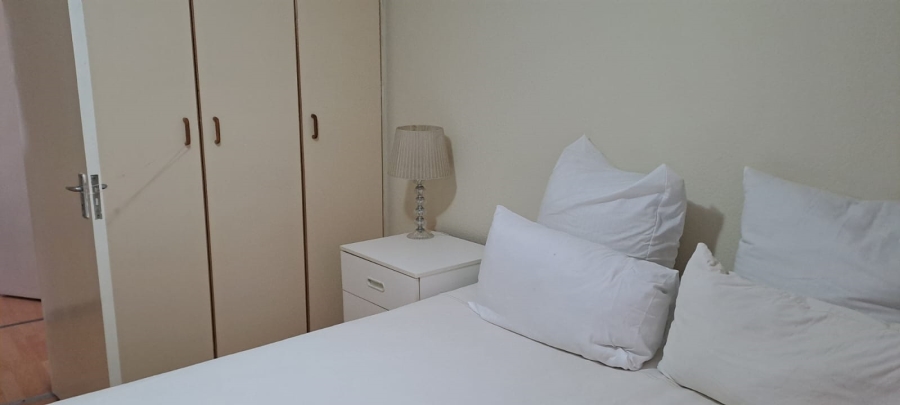 2 Bedroom Property for Sale in South Crest Gauteng