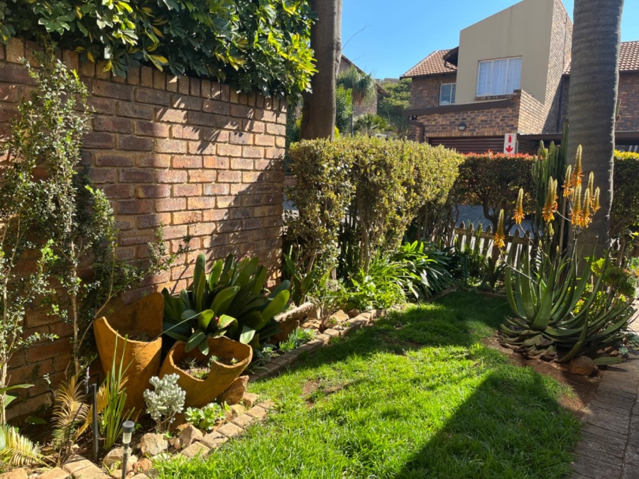 2 Bedroom Property for Sale in Glenvista Gauteng