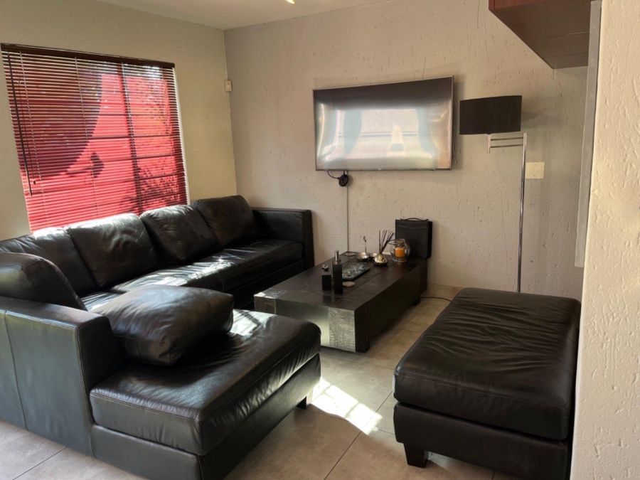 2 Bedroom Property for Sale in Glenvista Gauteng