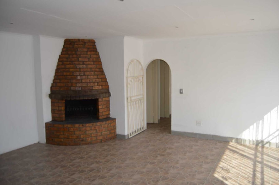 3 Bedroom Property for Sale in Albertsdal Gauteng