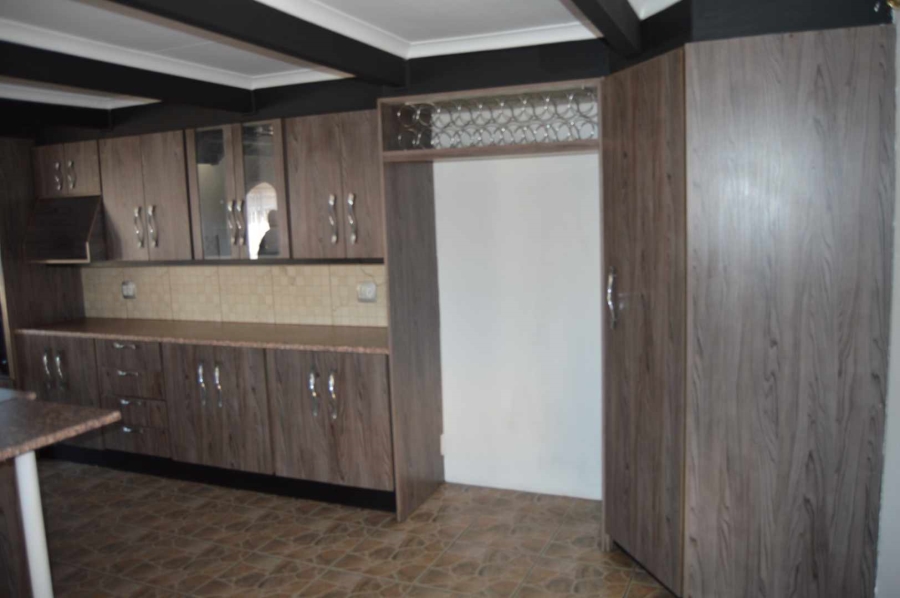 3 Bedroom Property for Sale in Albertsdal Gauteng