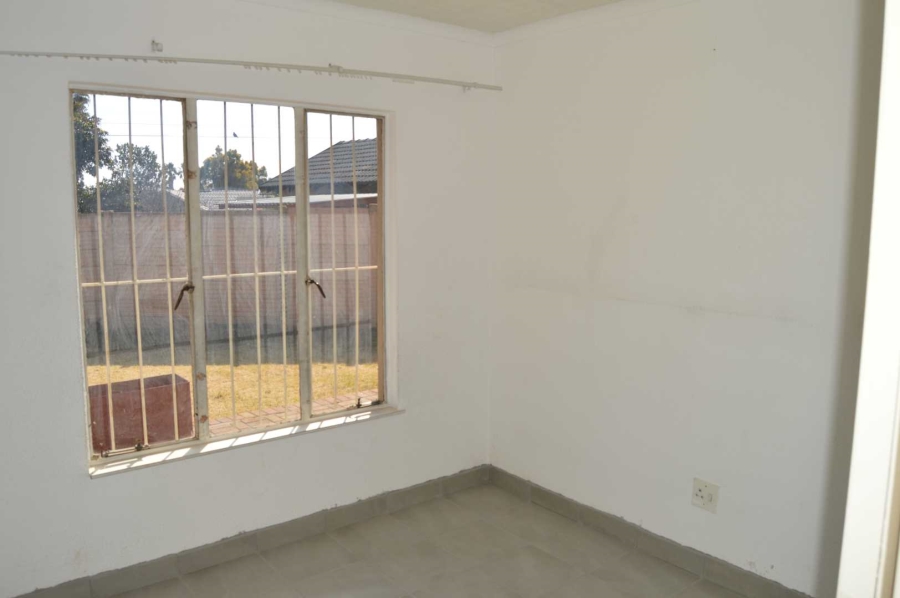 3 Bedroom Property for Sale in Albertsdal Gauteng