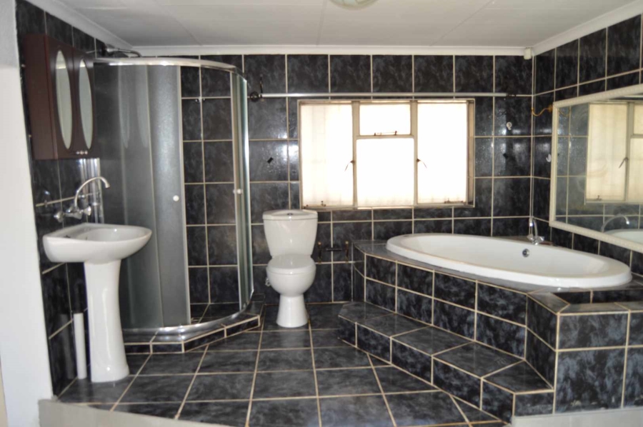 3 Bedroom Property for Sale in Albertsdal Gauteng
